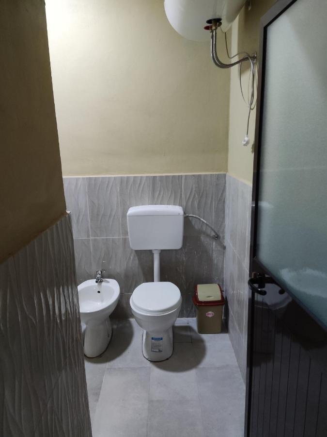 Klev'S Apartments Shkoder Luaran gambar