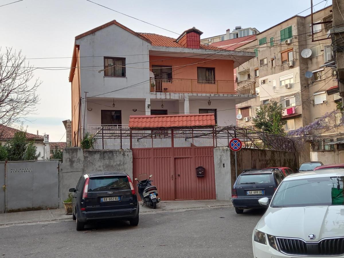 Klev'S Apartments Shkoder Luaran gambar